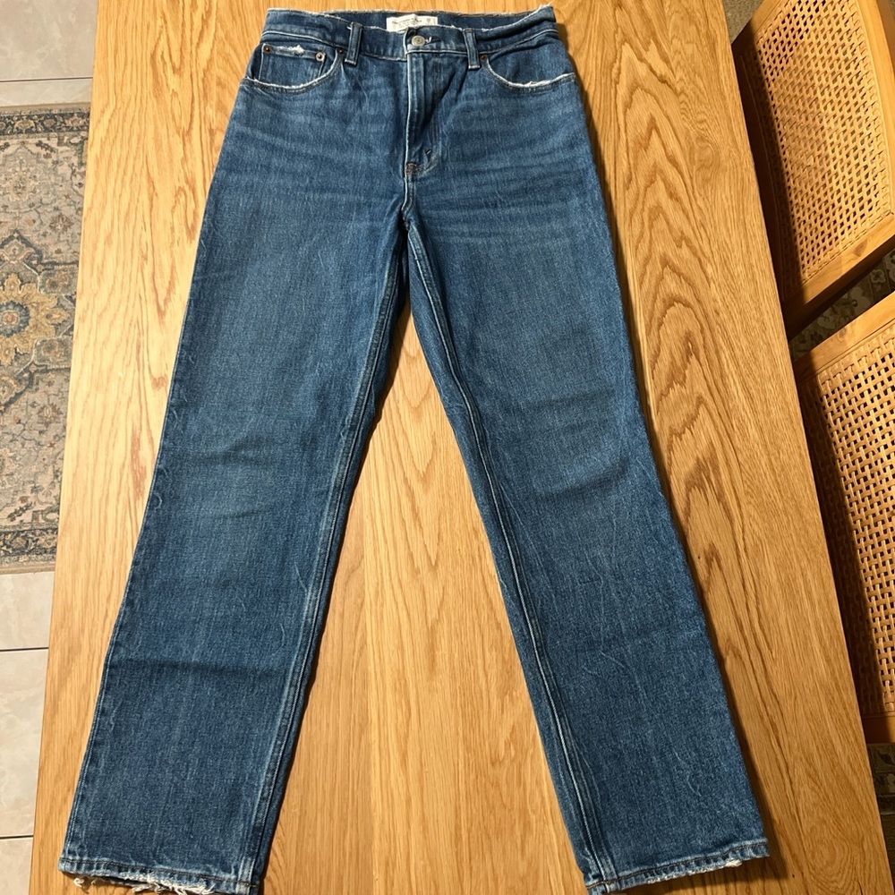 Abercrombie & Fitch The 90’s Straight Ultra high-rise 26/2S